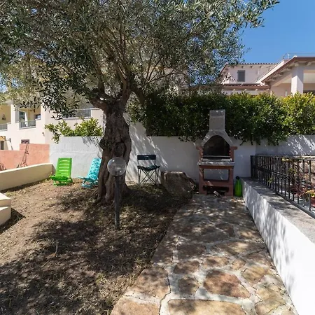 Vista Mare San Teodoro, Bbq With Garden Lu Lioni